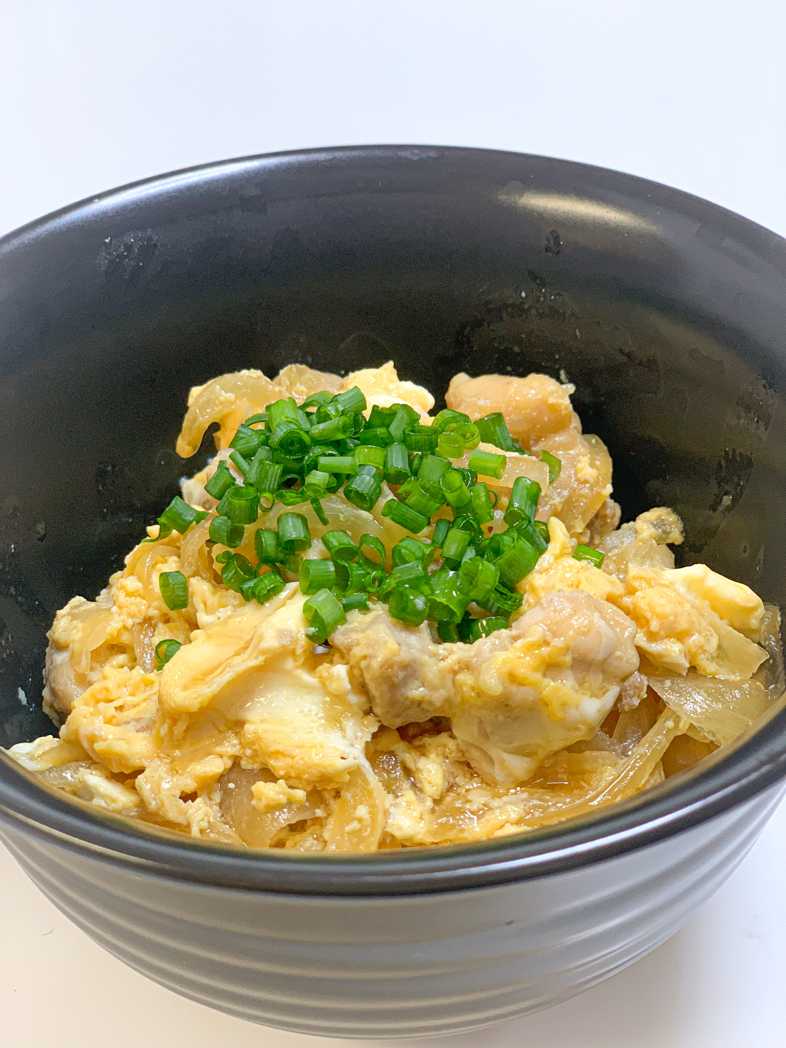 ズボラ母の簡単ダイエットレシピ レンチンで簡単親子丼 広島のパーソナルトレーニングボディメイクジム チェンジフィット